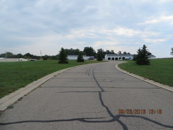 B Brooklyn Rd: B Brooklyn Rd, Jackson, MI 49201